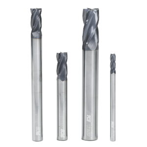 Fresa con Cubierta de Carburo, Alcance Extendido y Punta Plana - 4 Filos